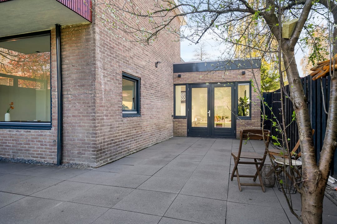 Photo 32 of Schweigmannstraat 13-B