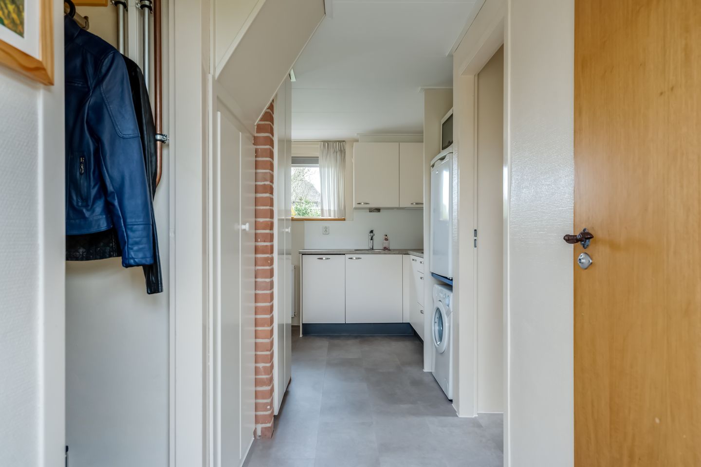 Photo 14 of Langesteeg 12-E