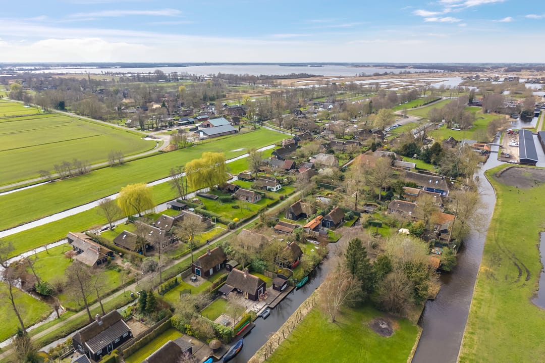 Photo 37 of Langesteeg 12-E