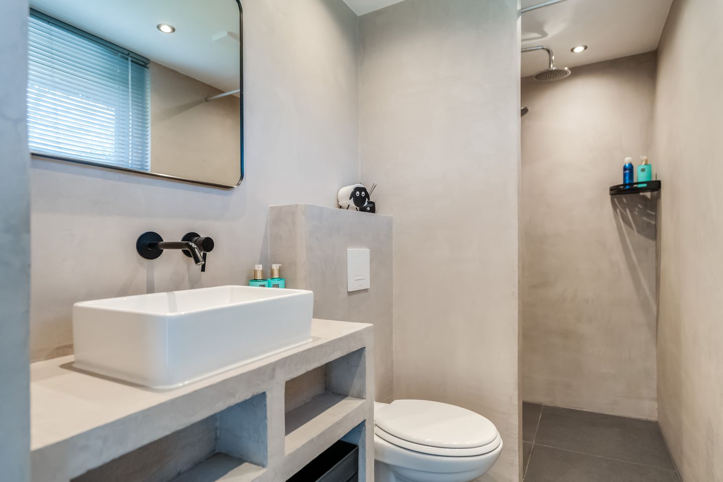 Photo 10 of Langesteeg 12-E