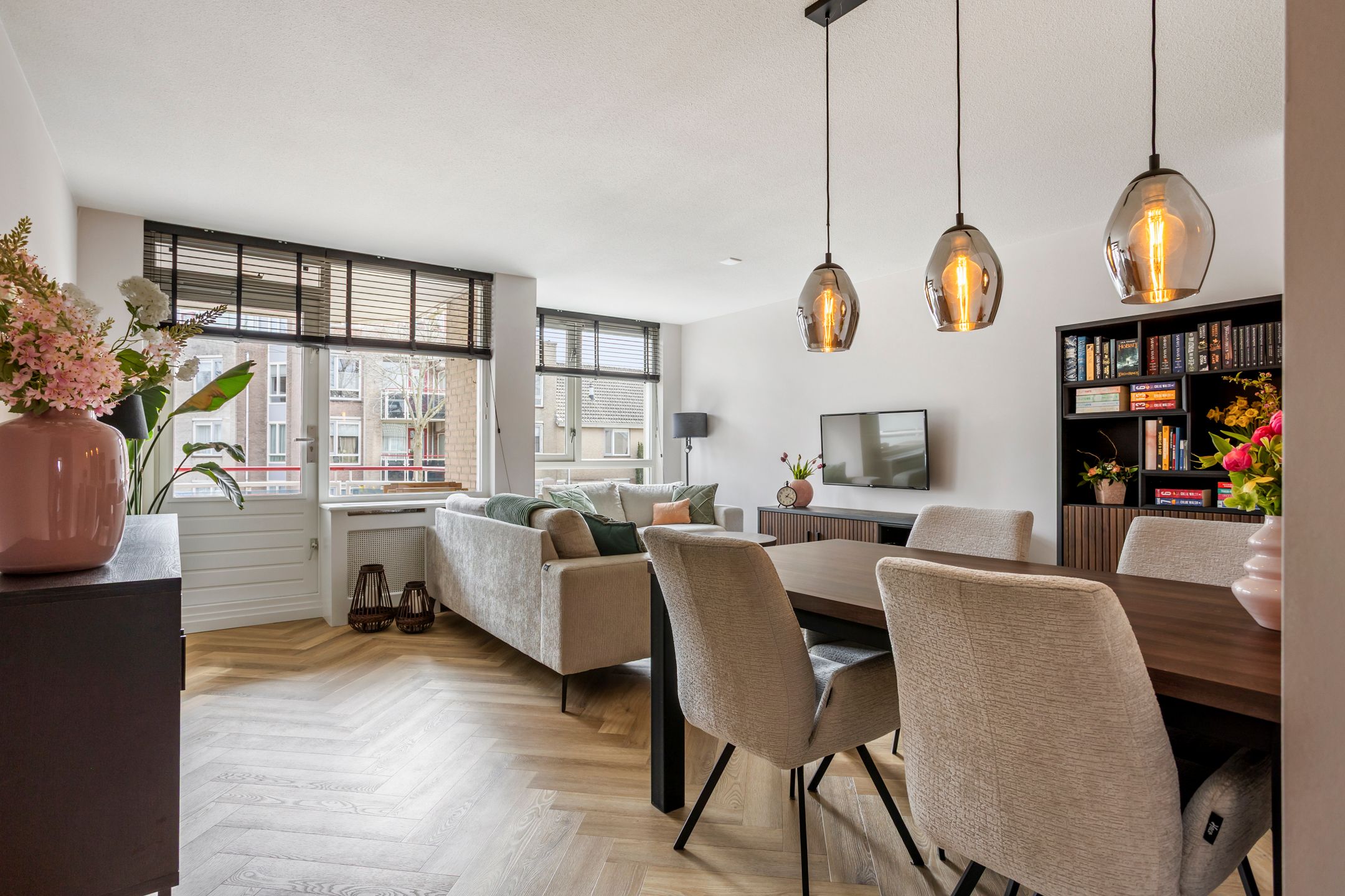 Photo 3 of Cor van Osnabruggelaan 11