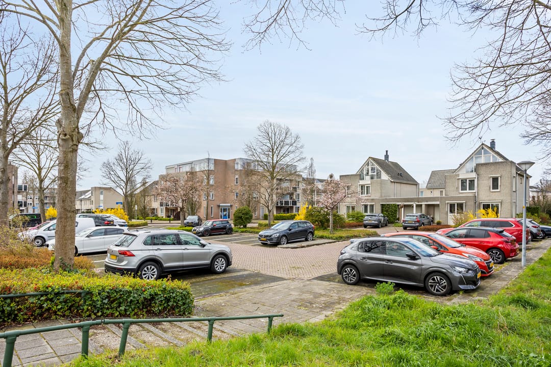 Photo 38 of Cor van Osnabruggelaan 11