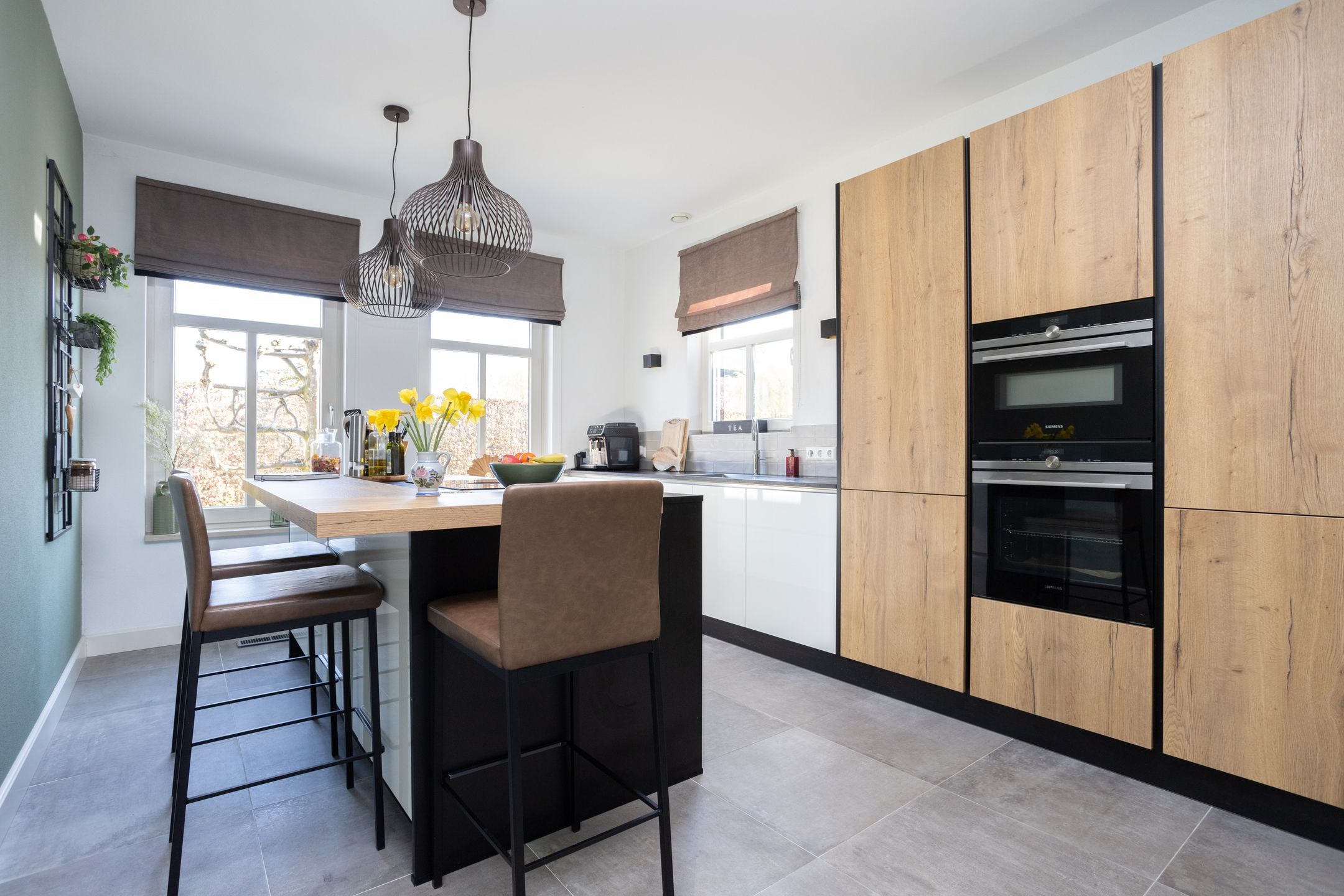 Foto 24 van Roland Holstlaan 6