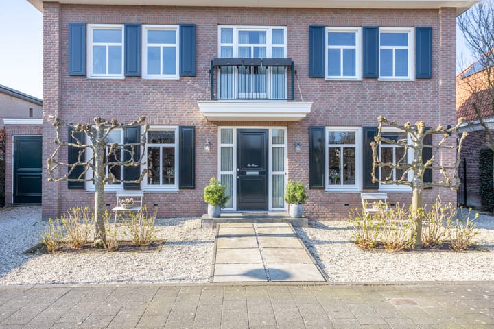 Photo 4 of Roland Holstlaan 6