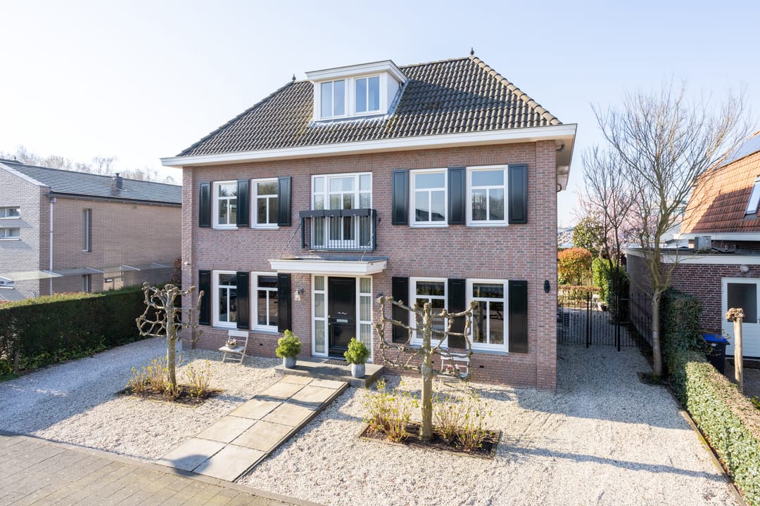 Foto 2 van Roland Holstlaan 6