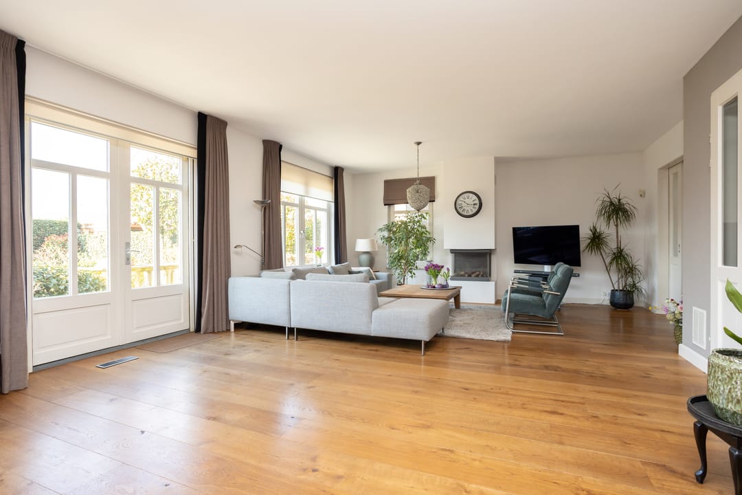 Foto 16 van Roland Holstlaan 6