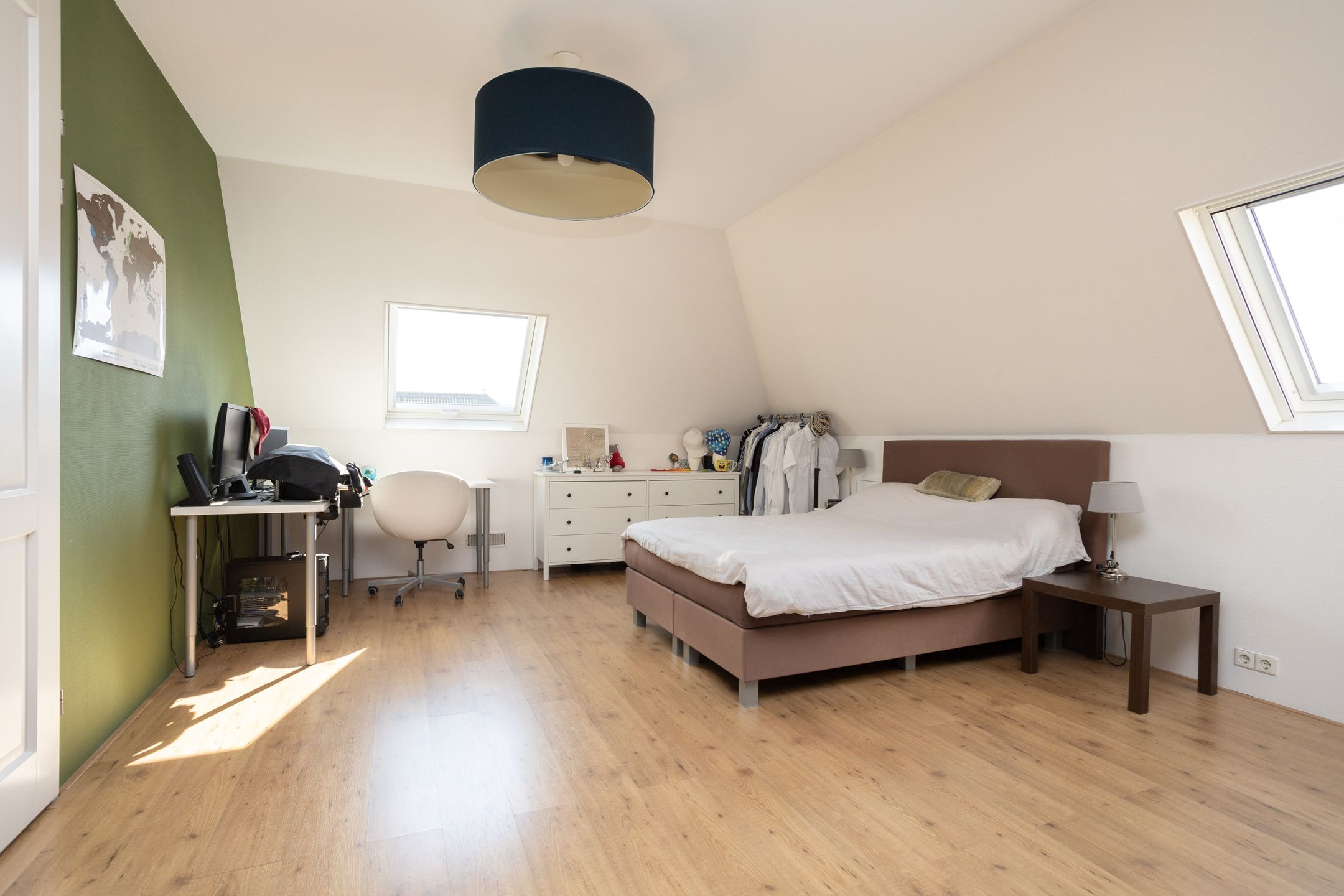 Foto 51 van Roland Holstlaan 6