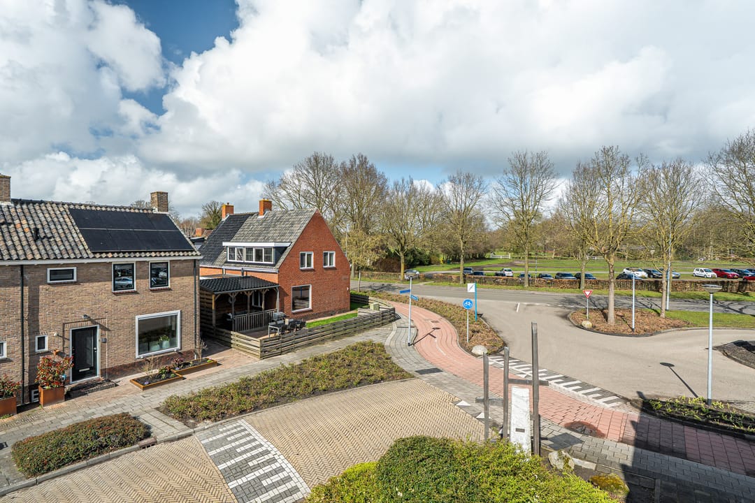 Foto 8 van Tolberterstraat 43