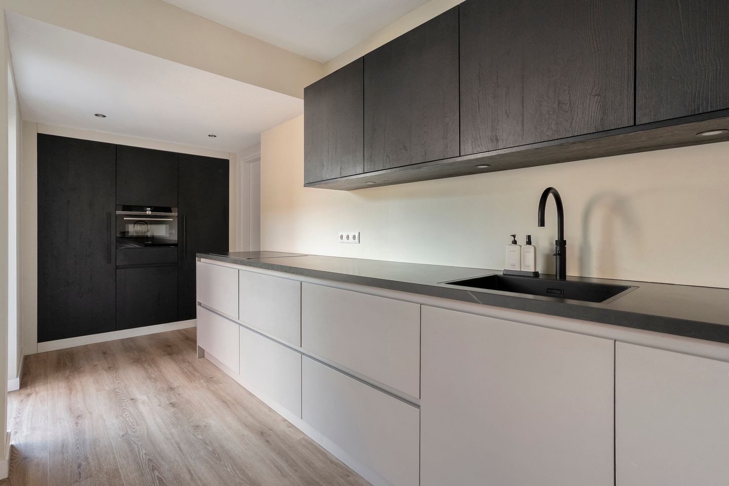 Photo 19 of Ganzebloem 26