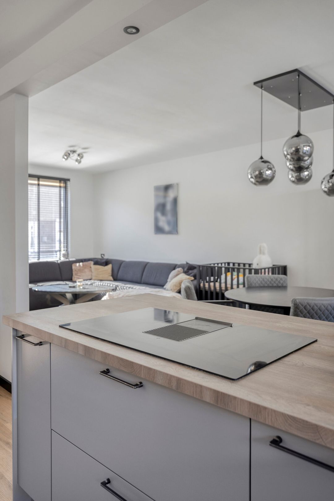 Photo 16 of Rosastraat 7