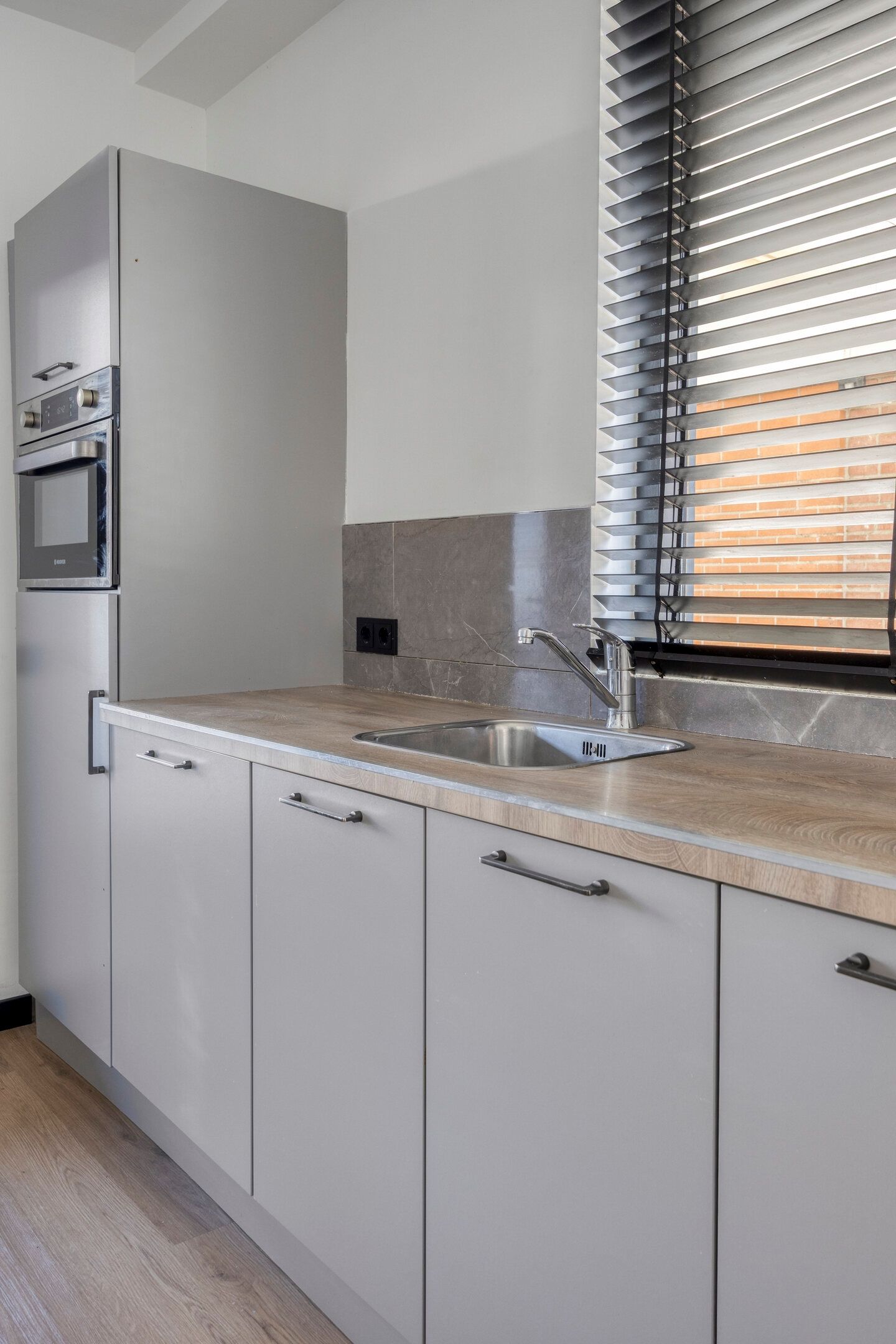 Photo 21 of Rosastraat 7