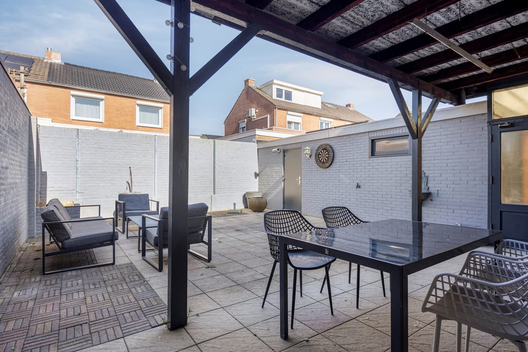 Photo 38 of Rosastraat 7