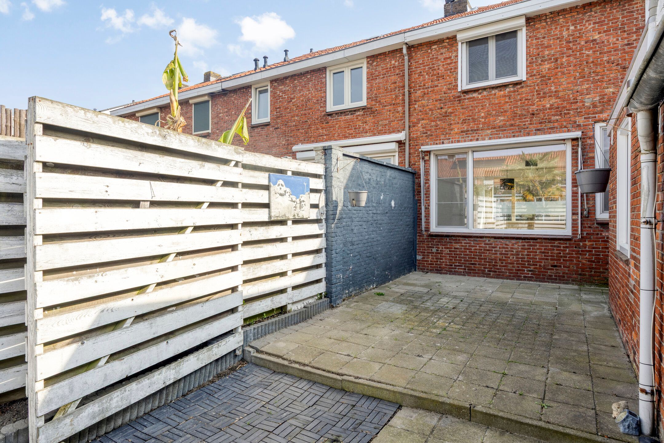 Photo 24 of Beatrixstraat 25