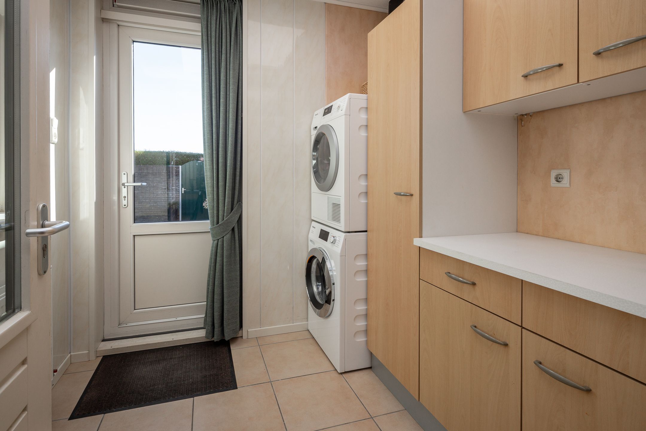 Photo 12 of Boerhaavestraat 9