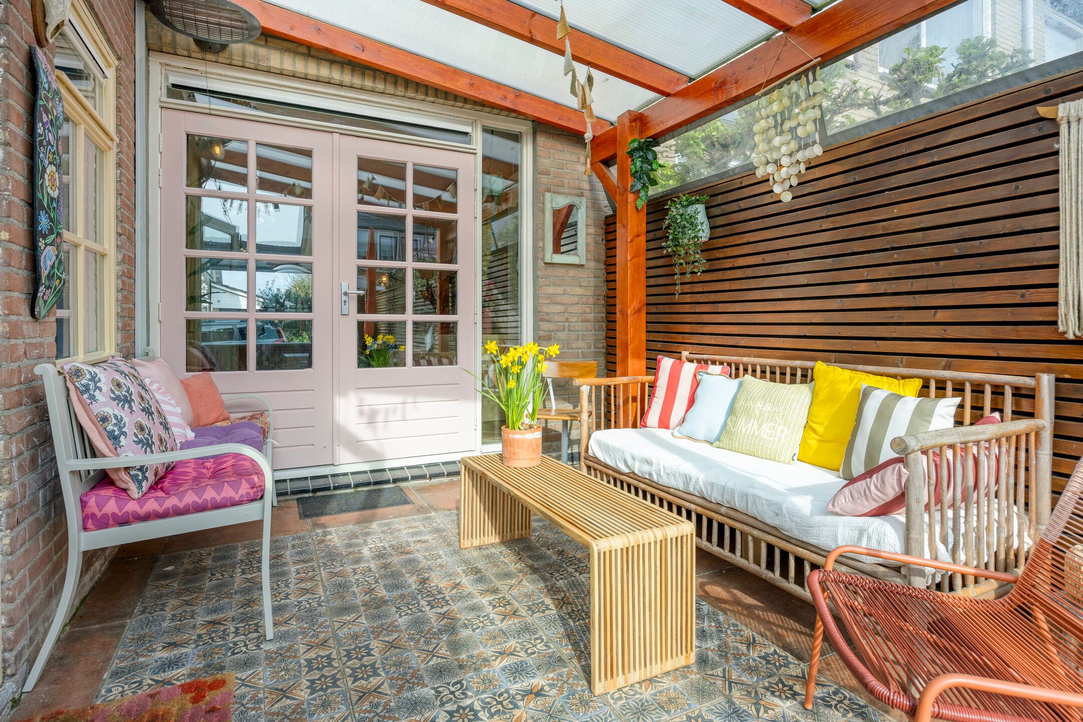 354.jpg?options=width=2160