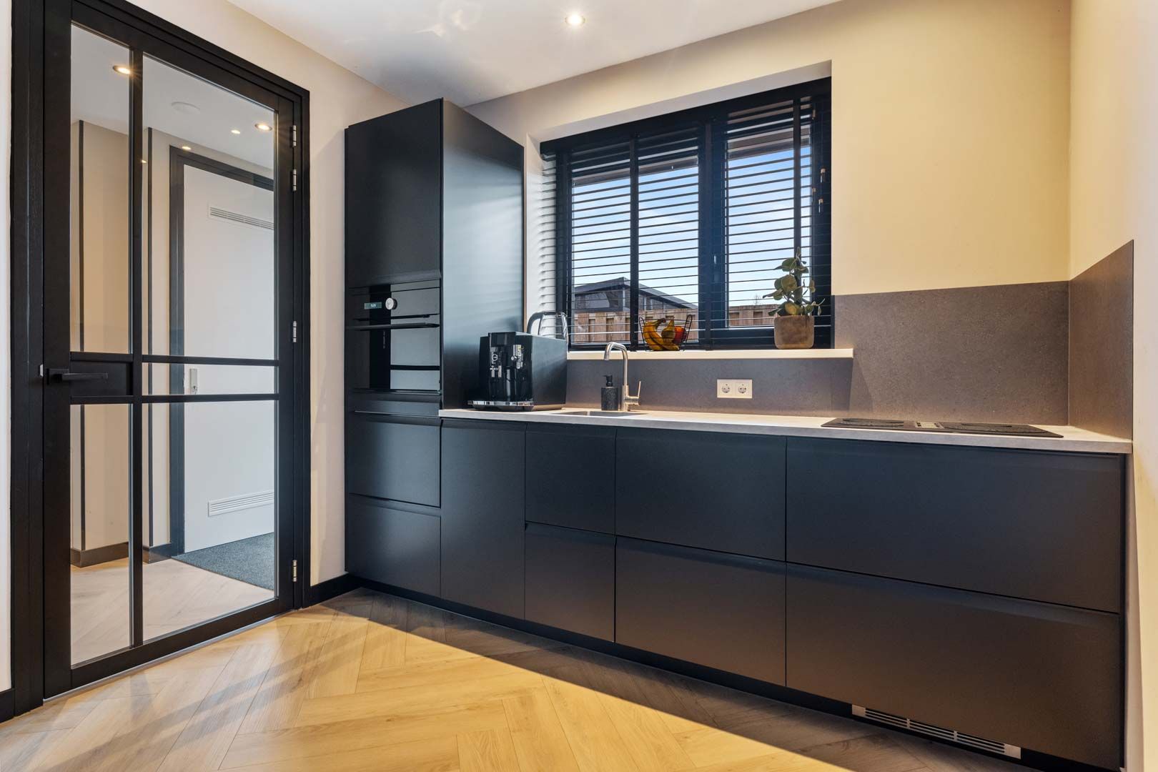 Modern Corner Home with A+++ Energy Label and Sunroom in Winschoten-Zuid — 12