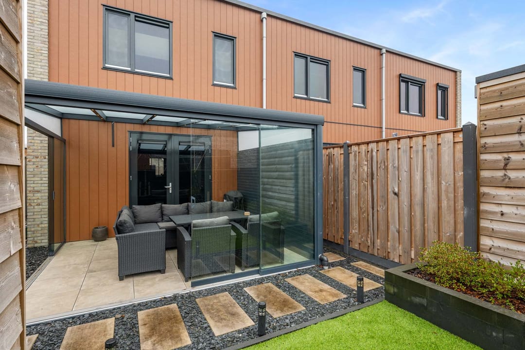 Modern Corner Home with A+++ Energy Label and Sunroom in Winschoten-Zuid — 28