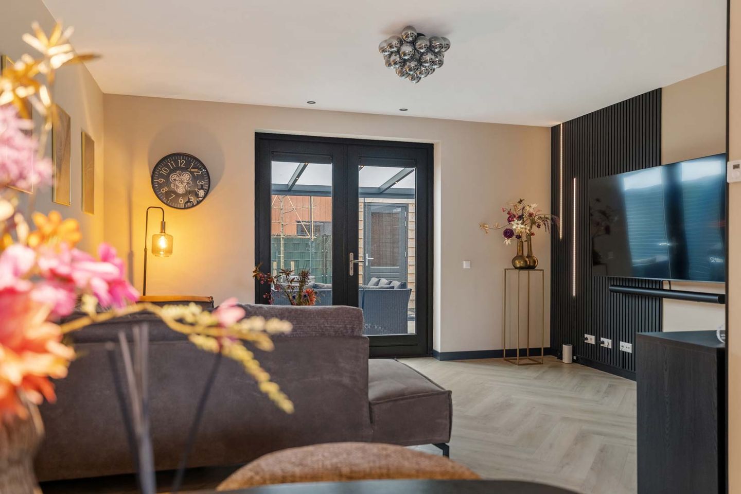 Modern Corner Home with A+++ Energy Label and Sunroom in Winschoten-Zuid — 10