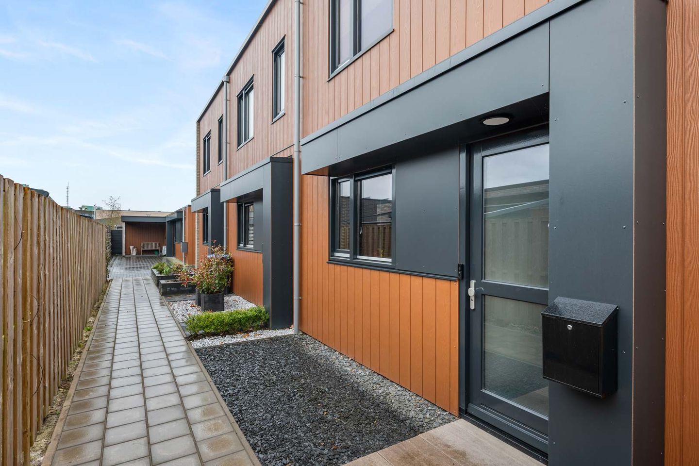 Modern Corner Home with A+++ Energy Label and Sunroom in Winschoten-Zuid — 35