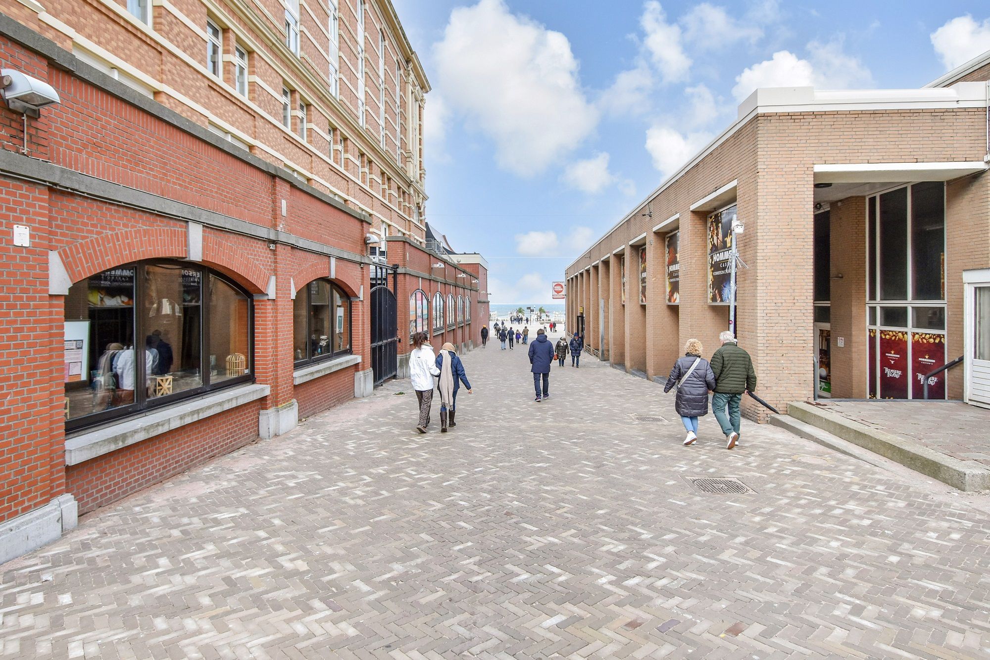 Foto 3 van Gevers Deynootplein 168