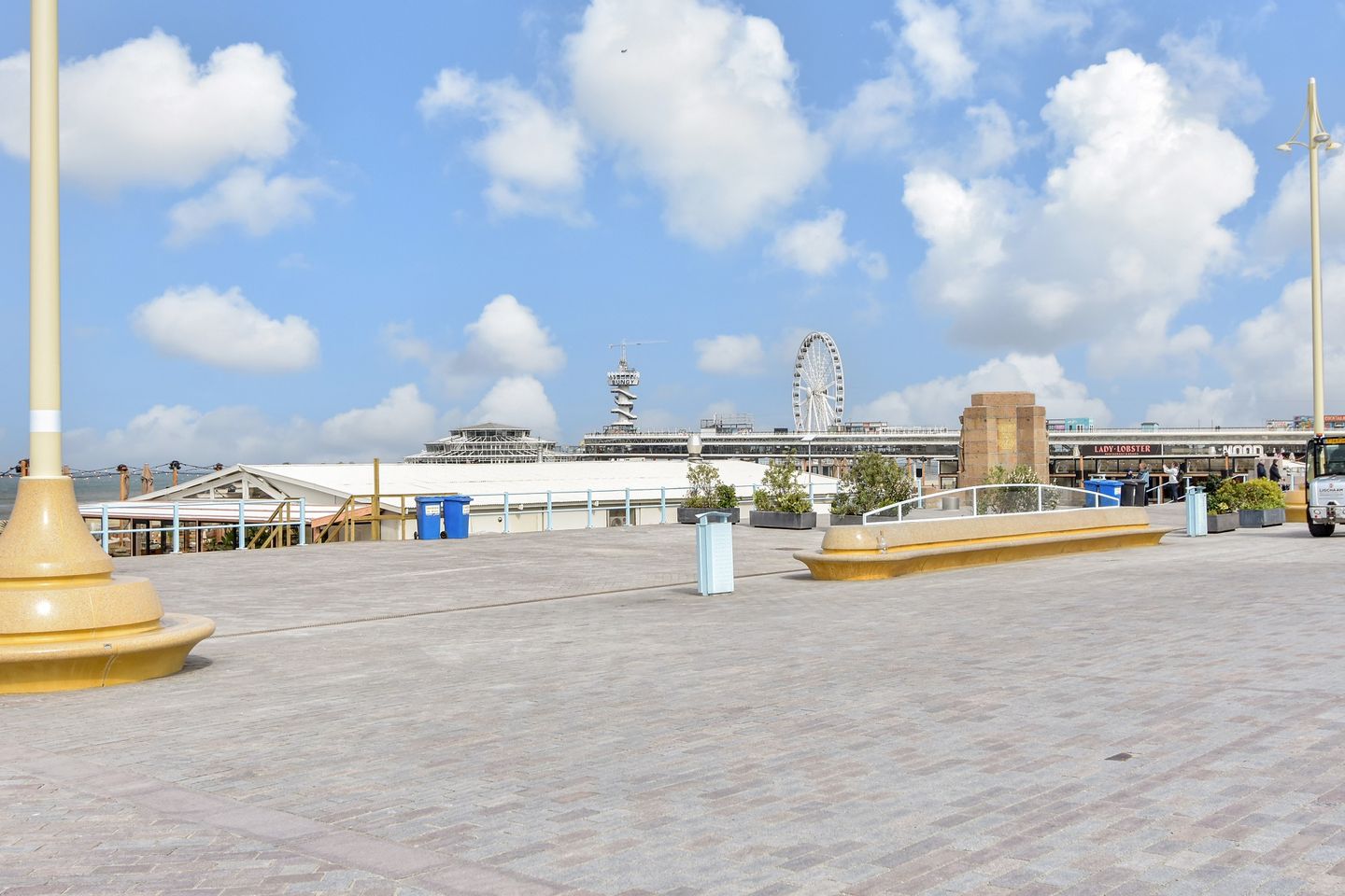 Foto 40 van Gevers Deynootplein 168