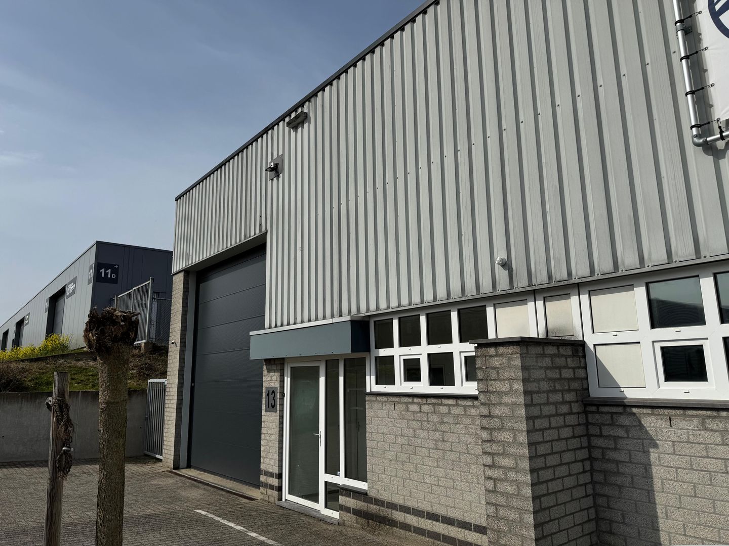 Bekijk foto 3 van Voltastraat 13