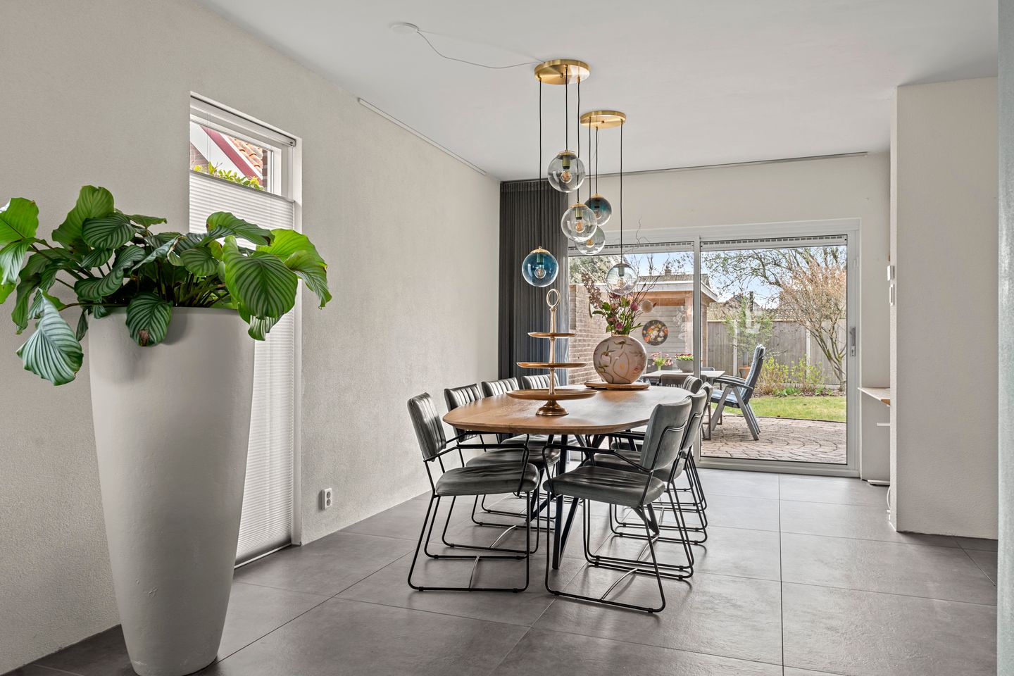 Detached Home with Spacious Basement Near Forests in Bennekom — 34