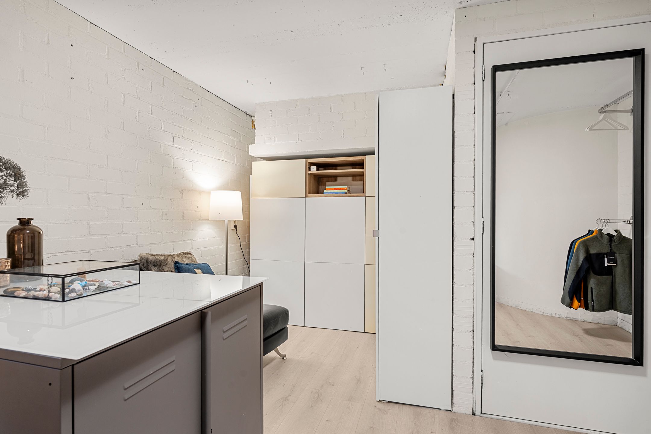 Detached Home with Spacious Basement Near Forests in Bennekom — 66