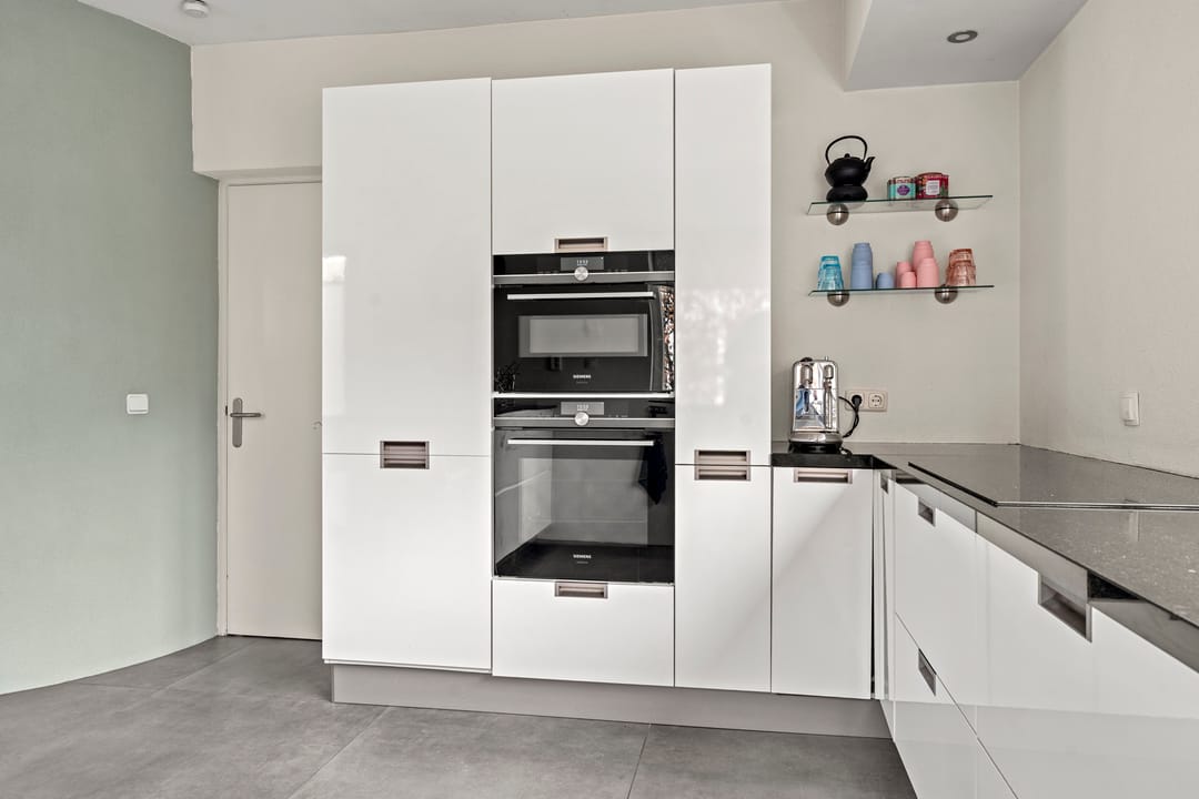 Detached Home with Spacious Basement Near Forests in Bennekom — 38