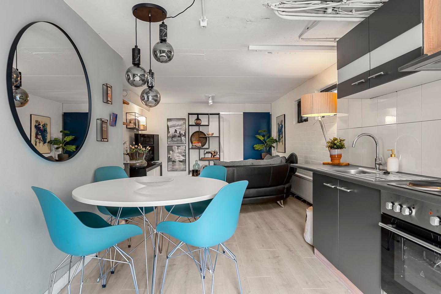 Detached Home with Spacious Basement Near Forests in Bennekom — 59
