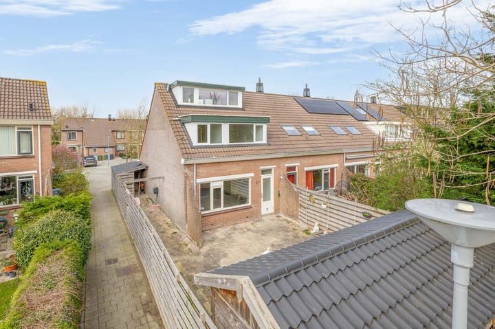 Photo 4 of Rode Klaver 23