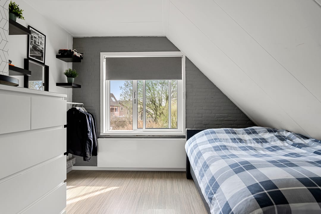 Detached Home with Spacious Basement Near Forests in Bennekom — 53