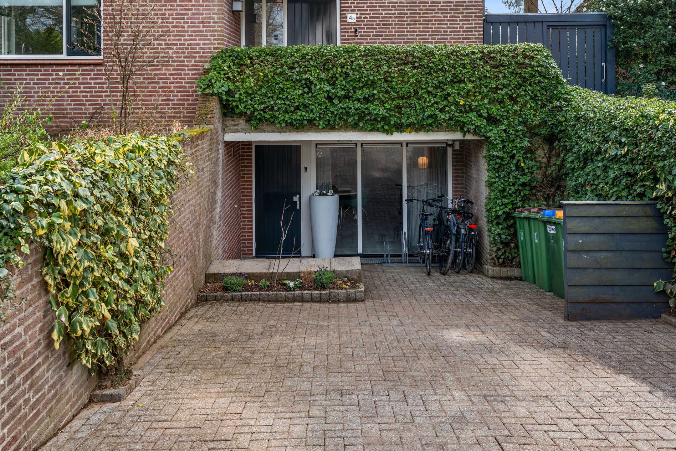 Detached Home with Spacious Basement Near Forests in Bennekom — 12