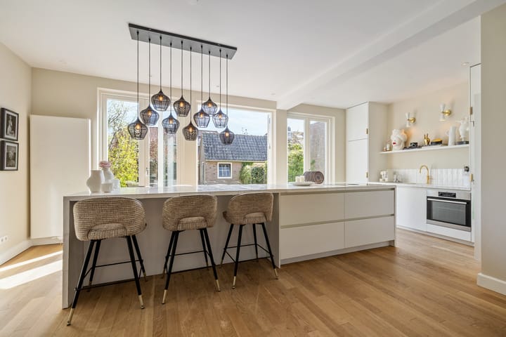 Tussenwoning te koop: Vondellaan 23, Bussum