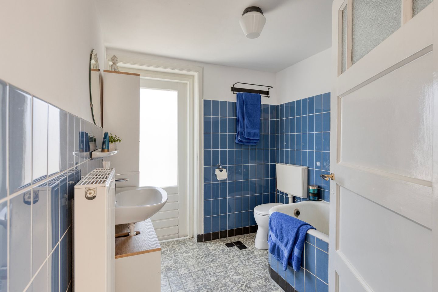 Charming 1930s semi-detached home with A+ energy label and five bedrooms in Vught — 25