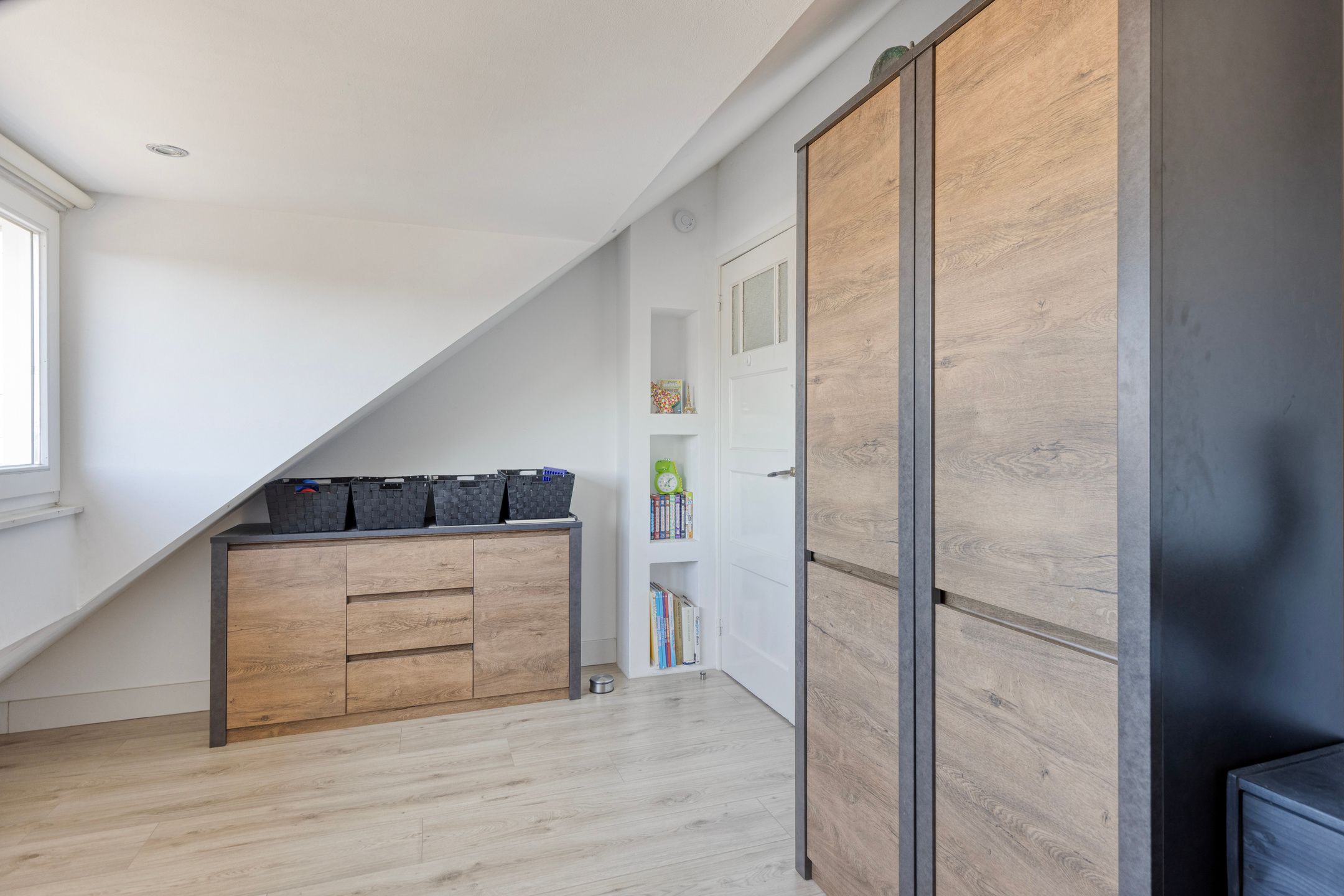 Charming 1930s semi-detached home with A+ energy label and five bedrooms in Vught — 30