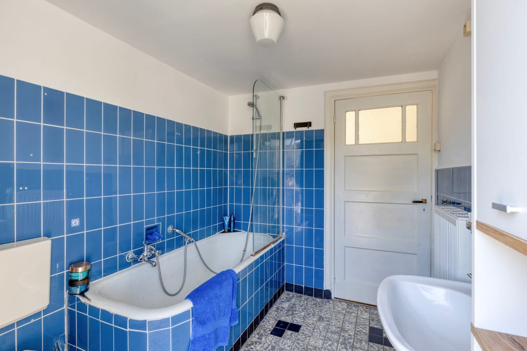 Charming 1930s semi-detached home with A+ energy label and five bedrooms in Vught — 26