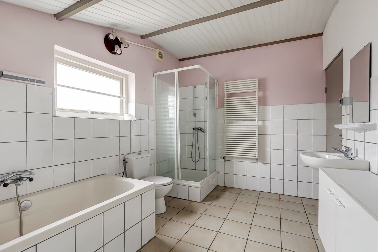 Photo 10 of Slijkwellsestraat 20-A