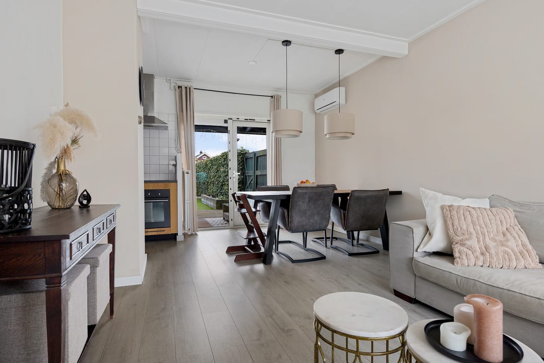 Foto 16 van Wethouder Voogdgeertstraat 66