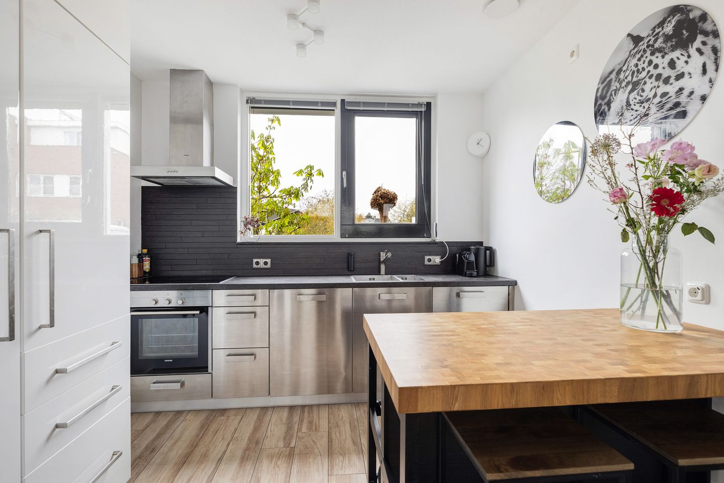 Photo 10 of Silenestraat 3