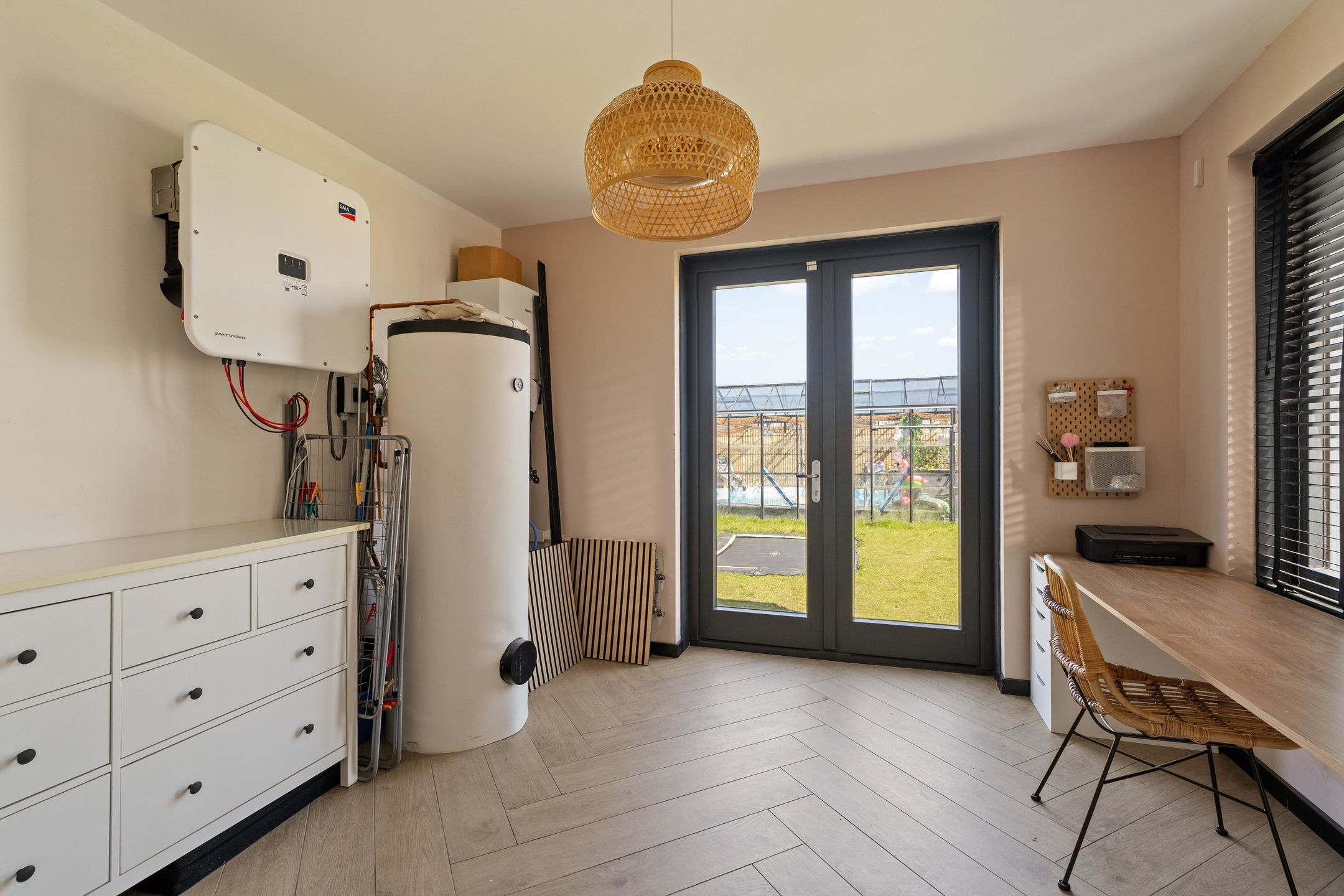 Luxurious New Villa with Pool and Tiny House near Flower Bulb Fields — 21