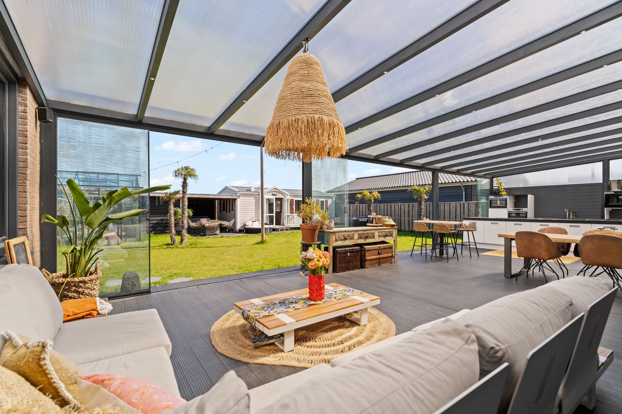 Luxurious New Villa with Pool and Tiny House near Flower Bulb Fields — 24