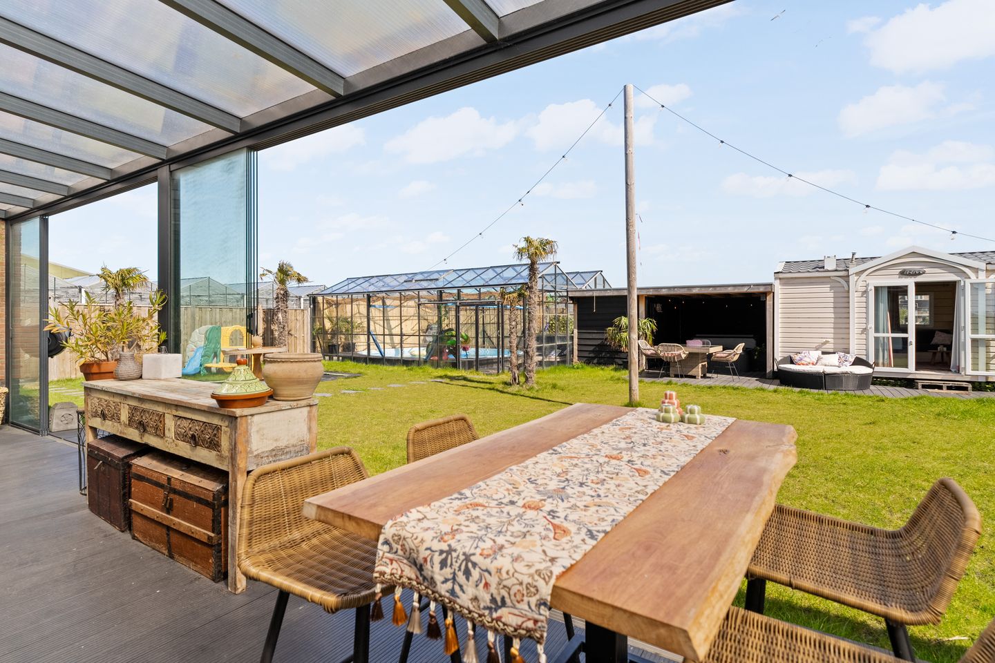 Luxurious New Villa with Pool and Tiny House near Flower Bulb Fields — 29