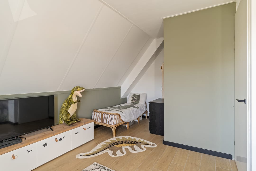 Luxurious New Villa with Pool and Tiny House near Flower Bulb Fields — 47
