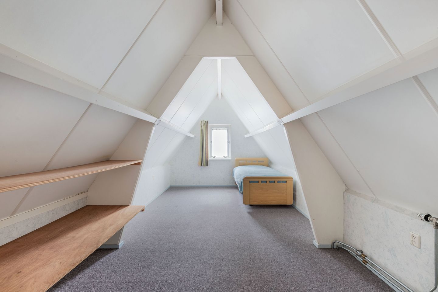 Photo 40 of Henric de Cranestraat 12-A