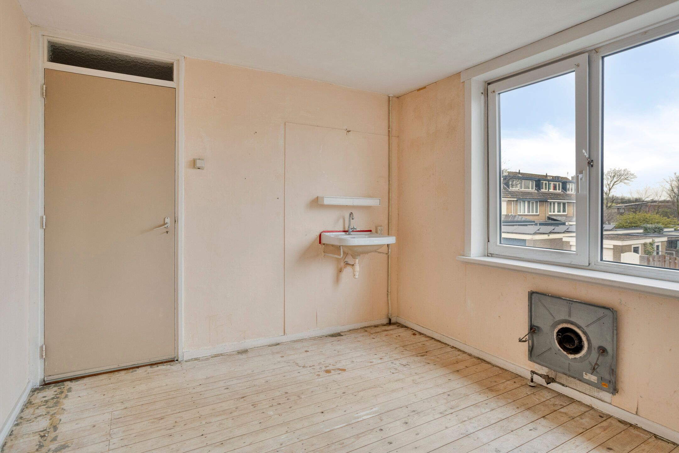 Photo 15 of Burgemeester Rothestraat 22