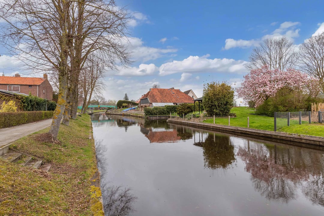 Photo 52 of Henric de Cranestraat 12-A