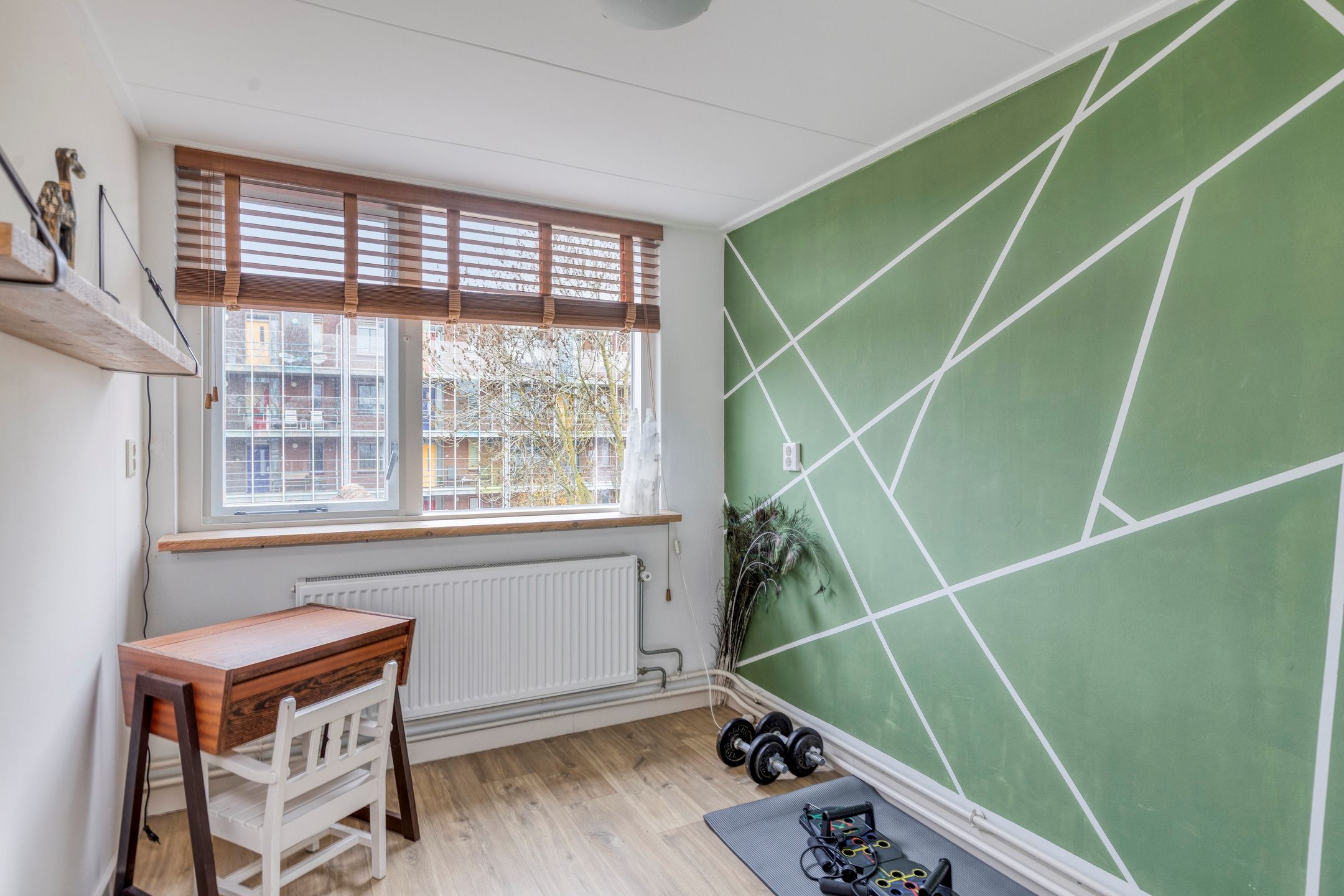 Spacious corner home with four bedrooms in Sommelsdijk center — 27