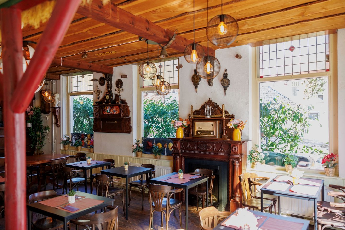 Bekijk foto 2 van Wijkstraat 23