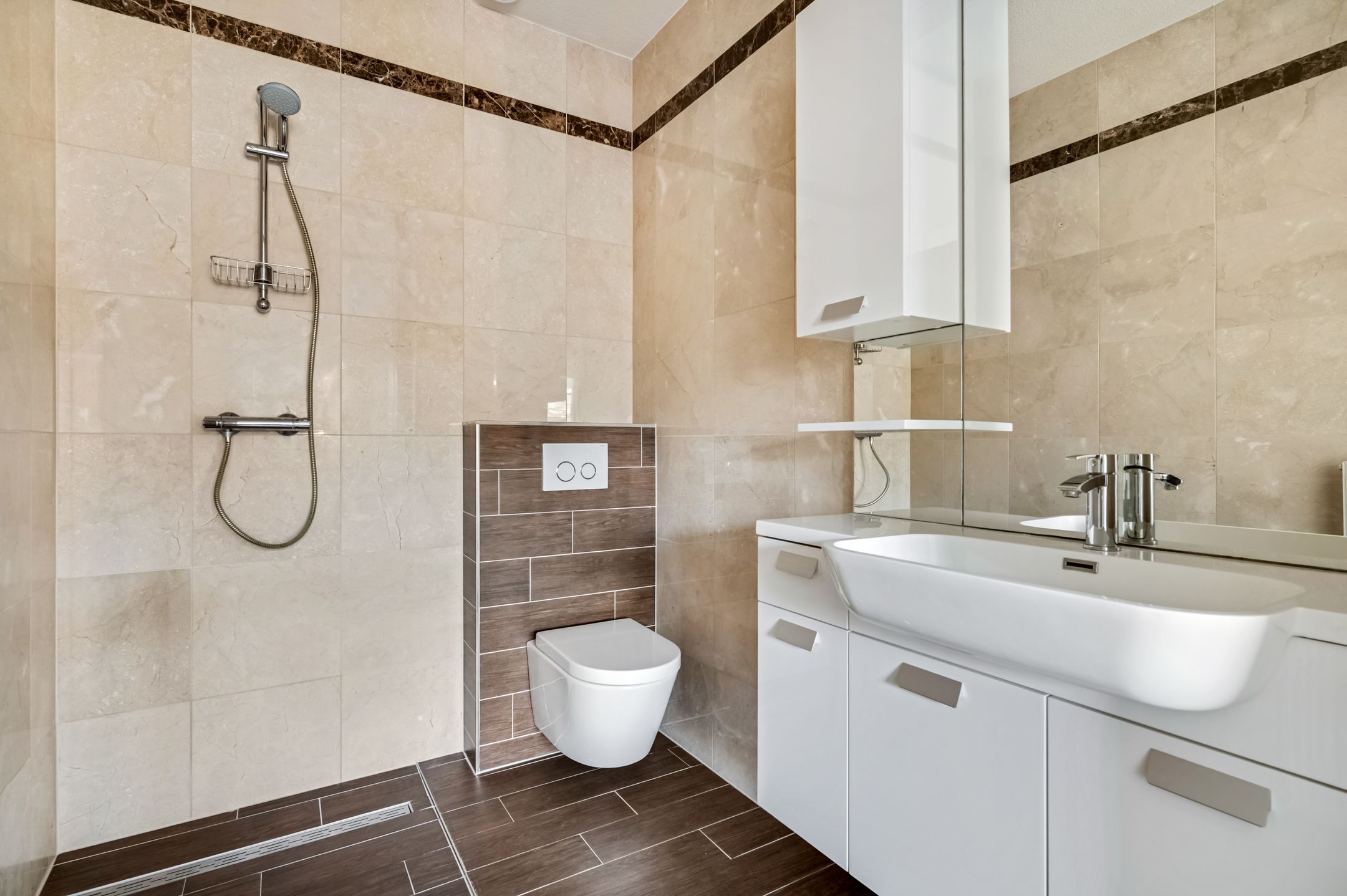 Foto 12 van Christinastraat 126